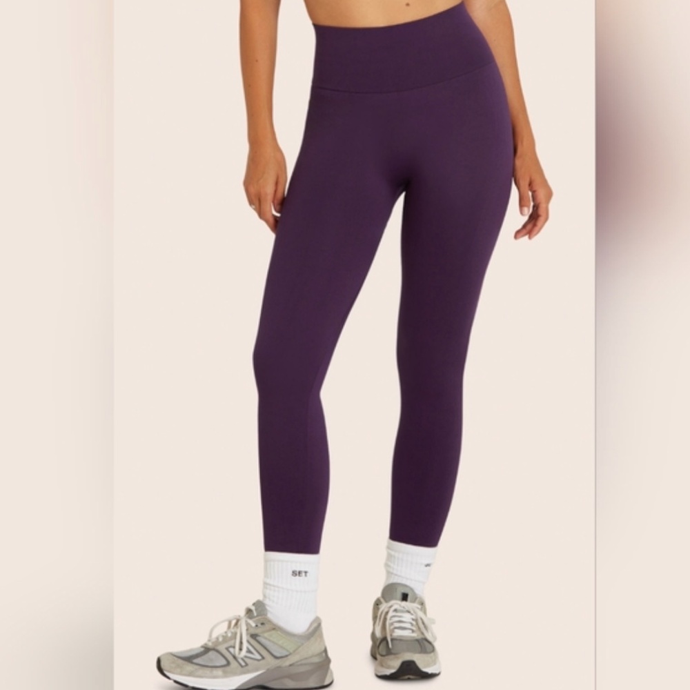 SET Active formcloud leggings in plum - womens size xs